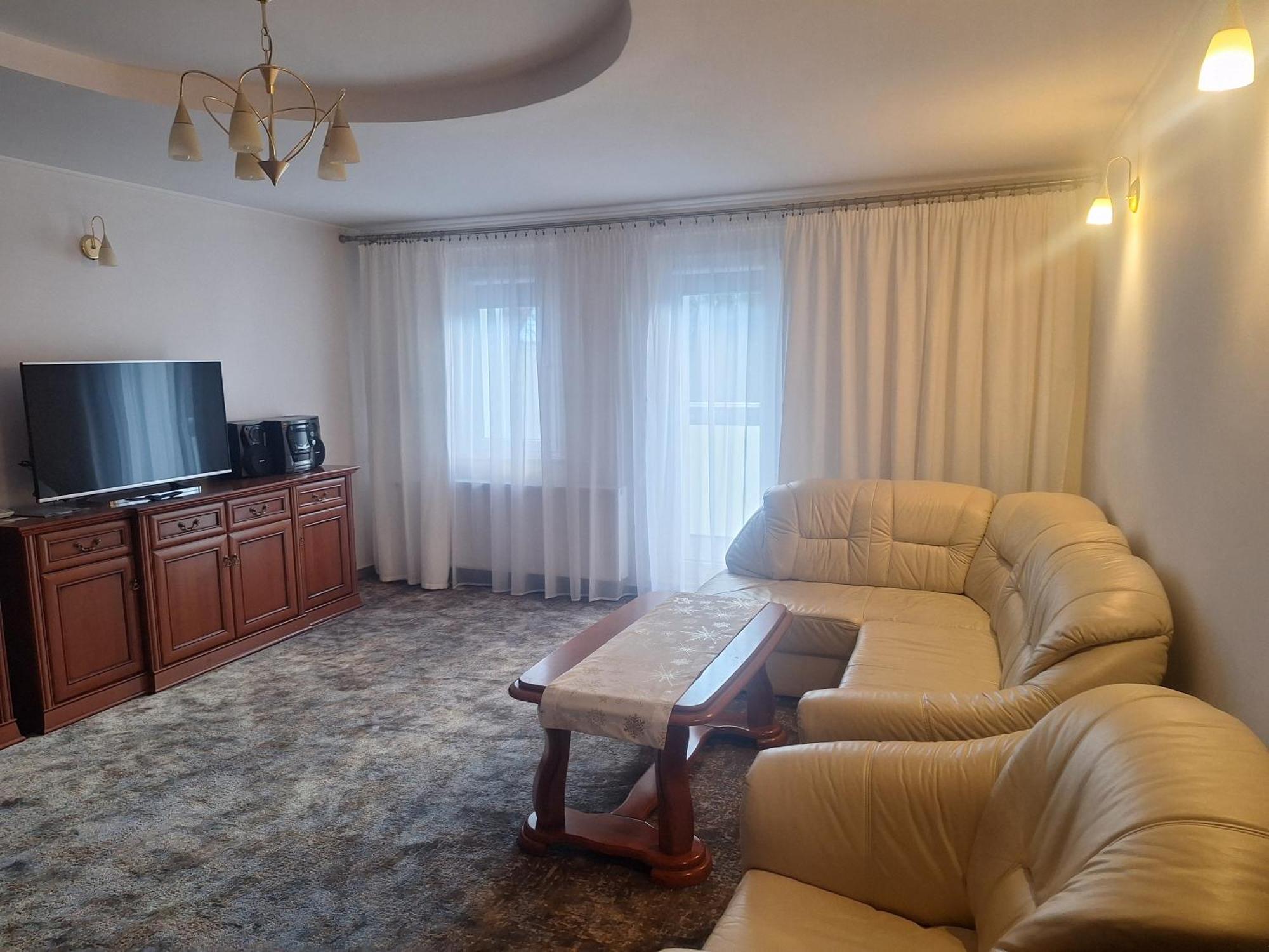 Hotel W Dobieszkowie Stryków Exteriör bild